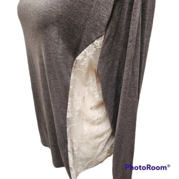 LACE Panel Tee - Picture 2 of 2